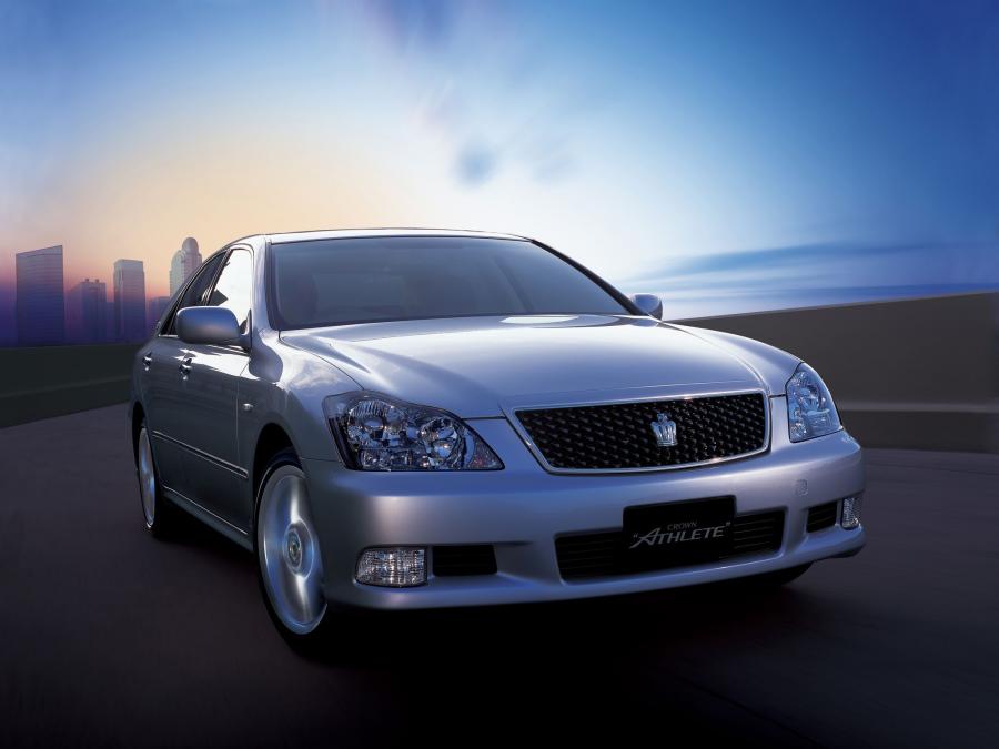  Toyota Crown Athlete 2005 года  (фото 2 из 4)